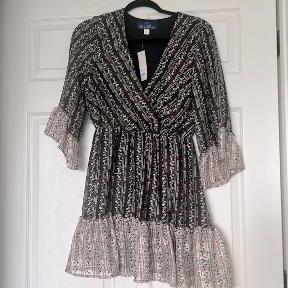 Francesca’s V Neck layered Shimmer Dress